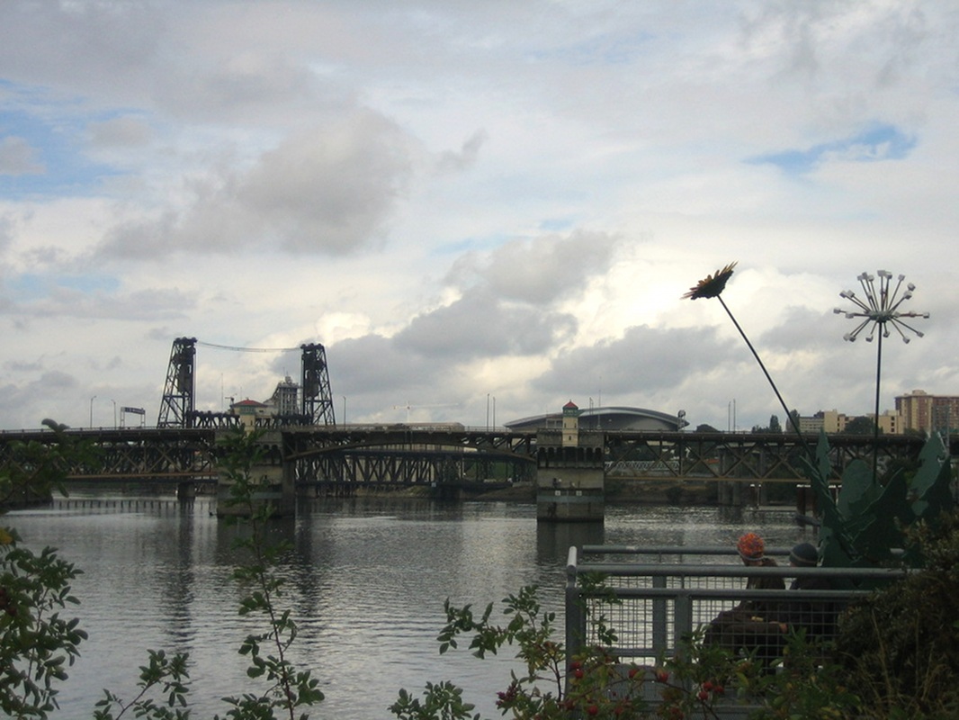 Picture of A Dandelion Bench for Remember - Live Debris-Waterfront Found - A week-long series of installations, performances and interventions along the East Side Esplanade - 2009